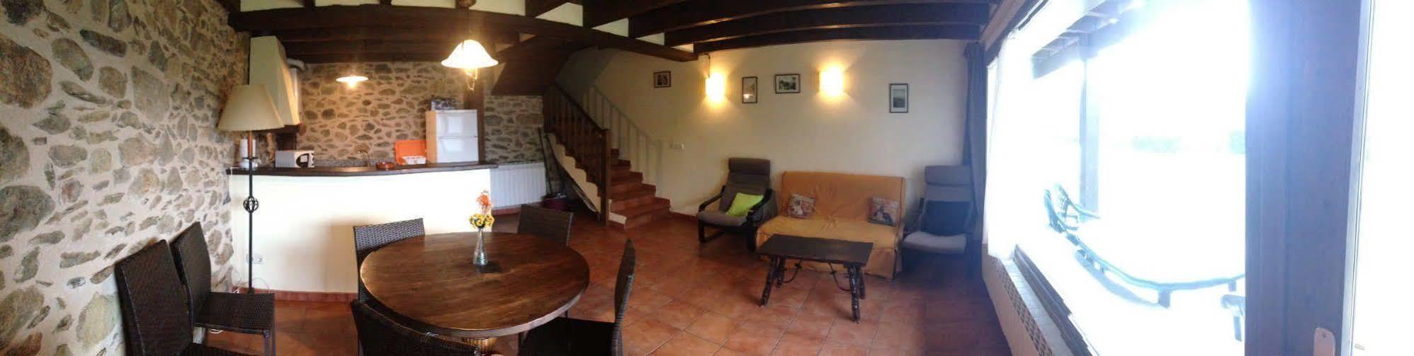 Torre Gelbert Villa ปุจเซร์ดา ภายนอก รูปภาพ